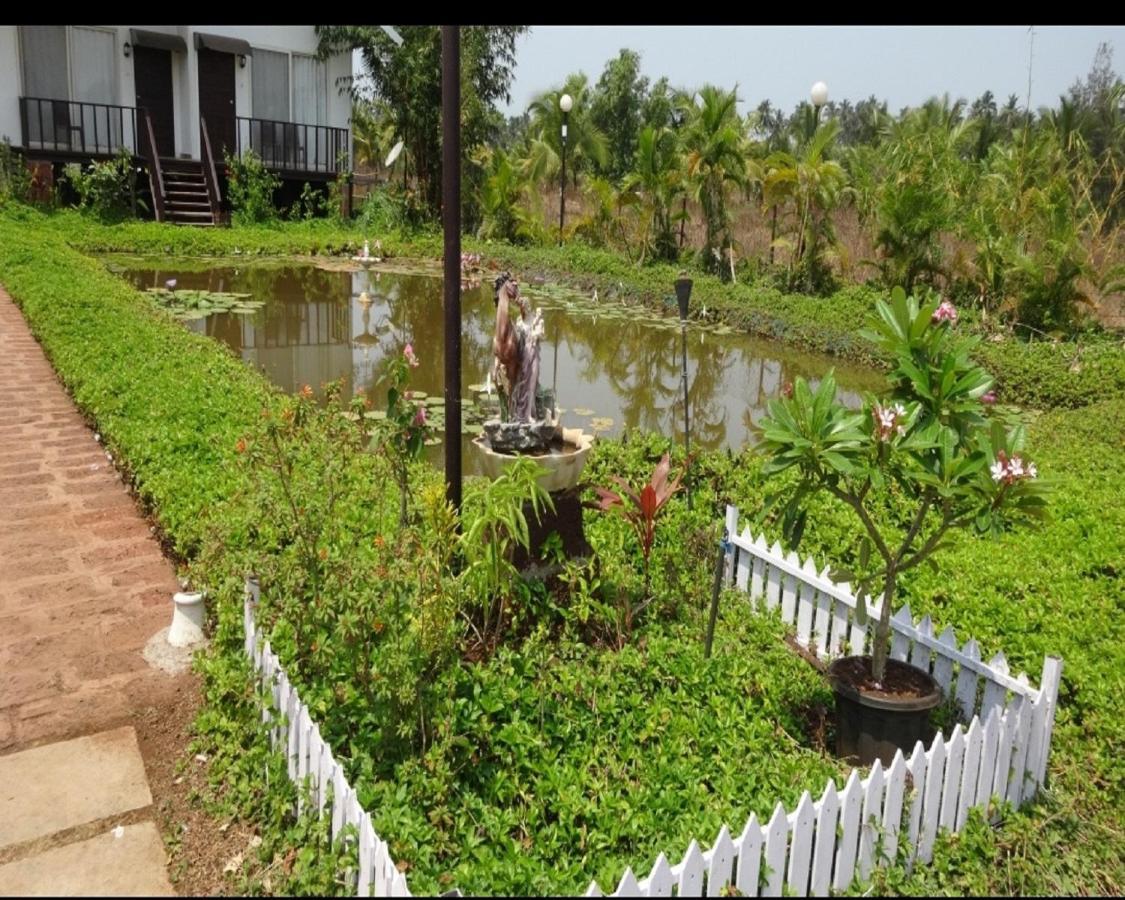 Exotica Beach Retreats ดิเวเอการ์ ภายนอก รูปภาพ