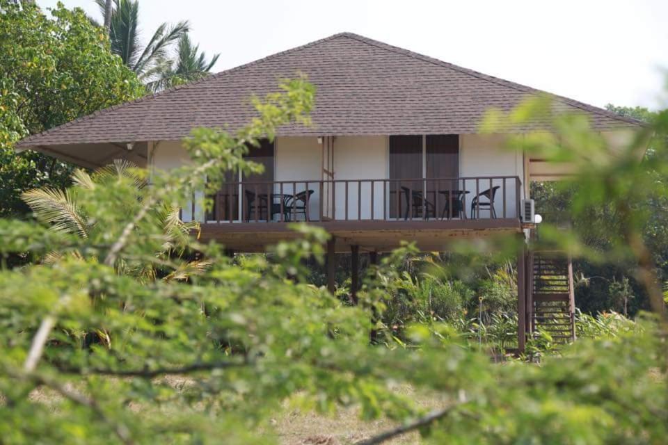 Exotica Beach Retreats ดิเวเอการ์ ภายนอก รูปภาพ