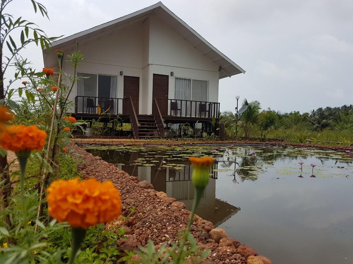 Exotica Beach Retreats ดิเวเอการ์ ภายนอก รูปภาพ