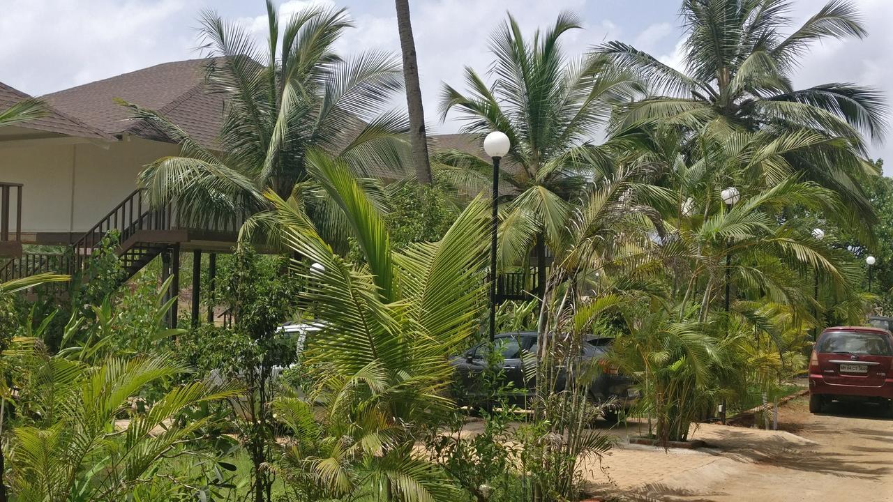 Exotica Beach Retreats ดิเวเอการ์ ภายนอก รูปภาพ