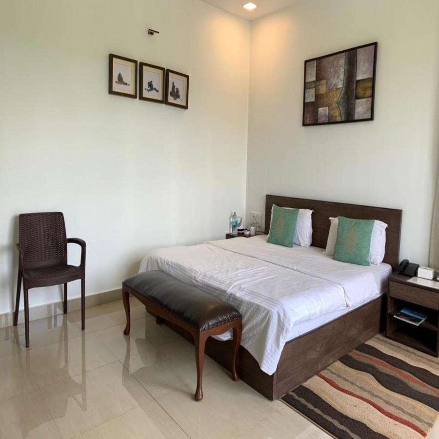Exotica Beach Retreats ดิเวเอการ์ ภายนอก รูปภาพ